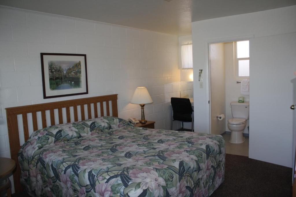 Rim Rock Motel Алтурас Стая снимка