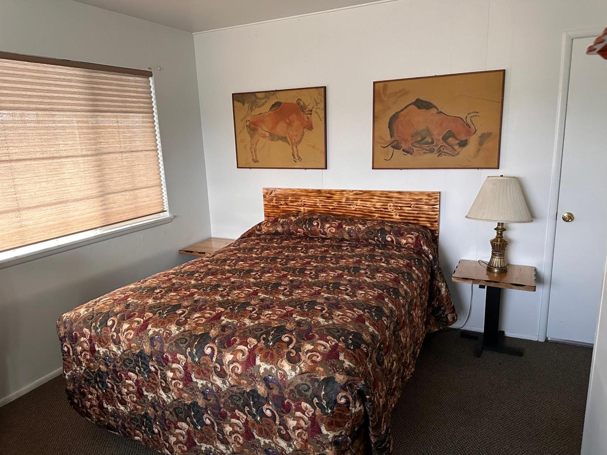 Rim Rock Motel Алтурас Екстериор снимка