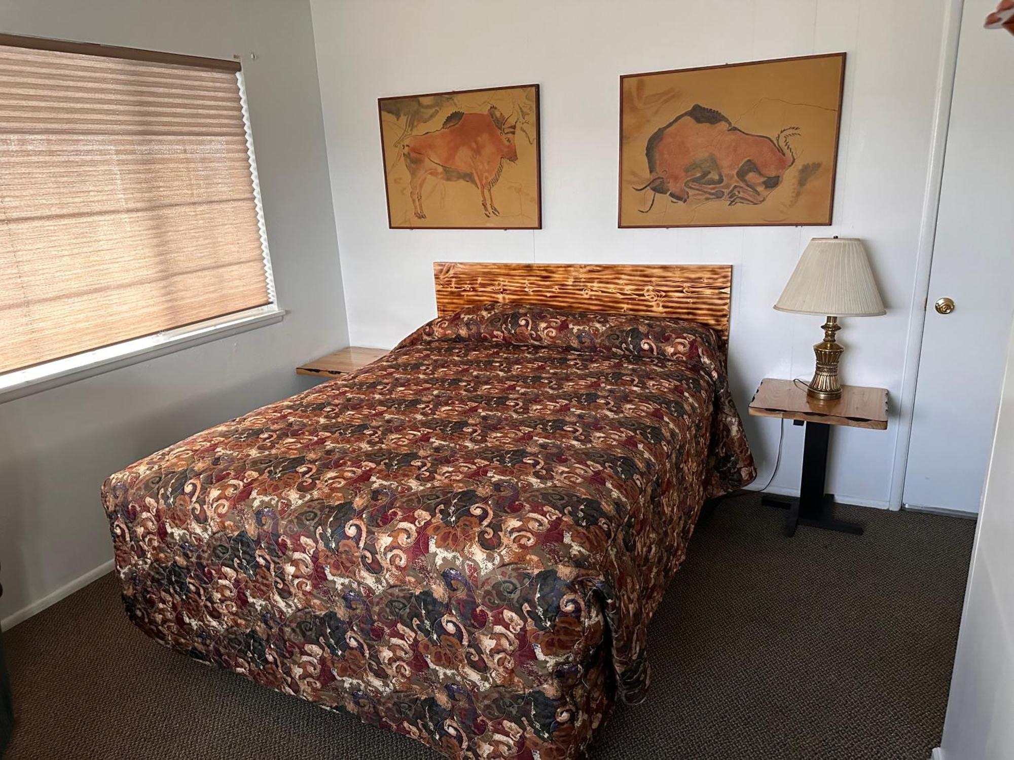 Rim Rock Motel Алтурас Екстериор снимка